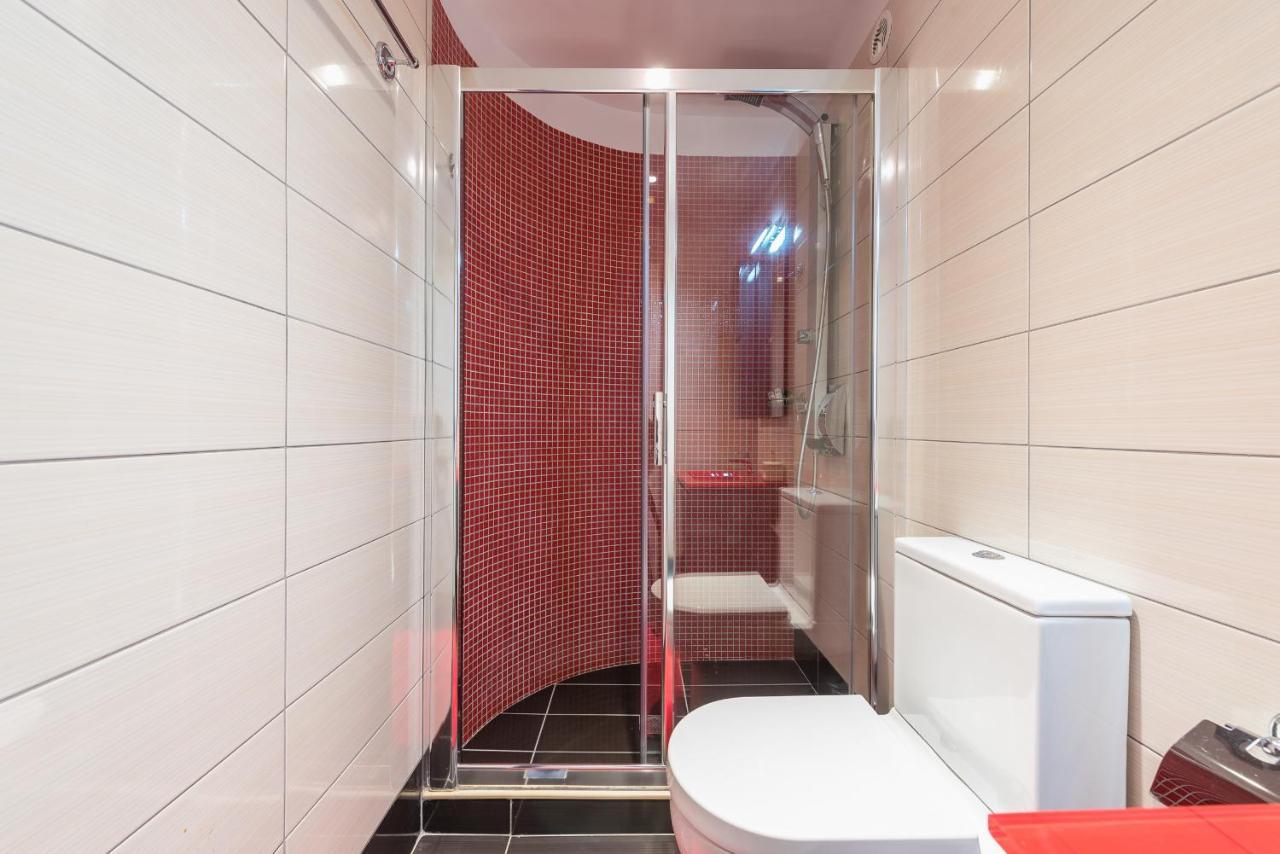 An Impressive 2 Bdr Apt In Glyfada أثينا المظهر الخارجي الصورة